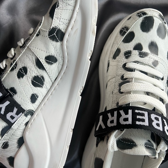 Burberry Cheetah Print Ronnie Sneakers - Picture 4 of 8
